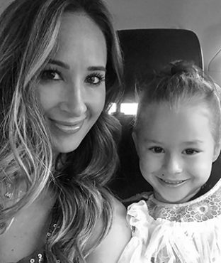 Headshot of Melissa Logan with her niece